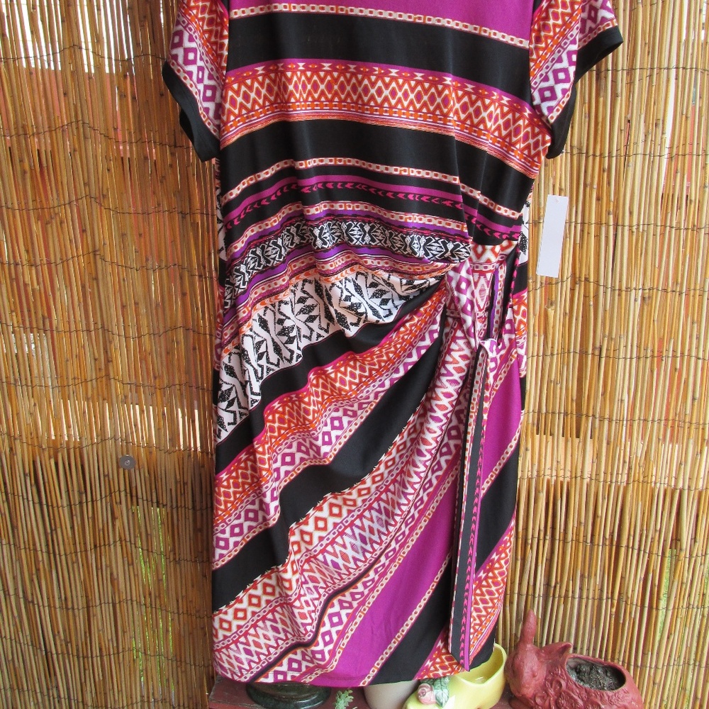 NWT Shelby & Palmer Tie Dress With Rouching 1X - Picture 2 of 4